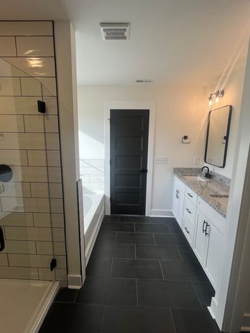 117 Sweet Clover Ct, Clarksville, TN 37040