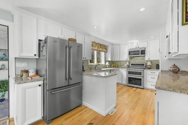 55 Tonela Lane, Barnstable, MA 02630