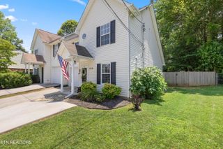 7518 NW Chatham Circle, Knoxville, TN 37909