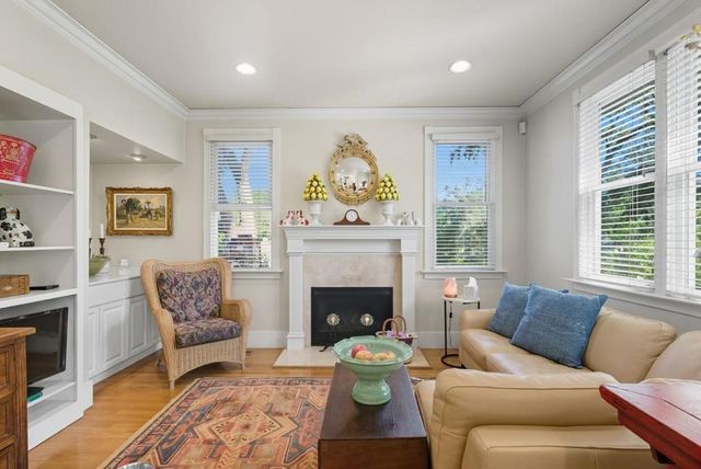 120 Oak Meadow Drive, Los Gatos, CA 95032