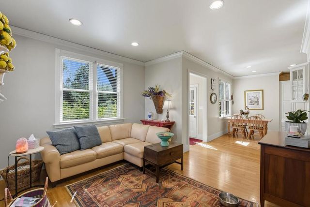 120 Oak Meadow Drive, Los Gatos, CA 95032