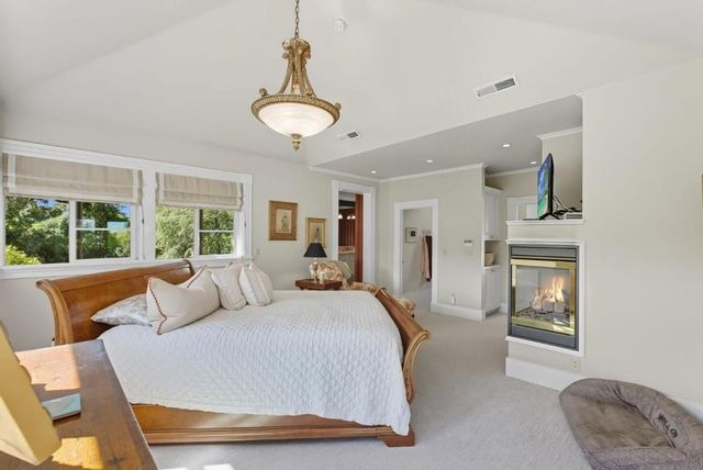 120 Oak Meadow Drive, Los Gatos, CA 95032