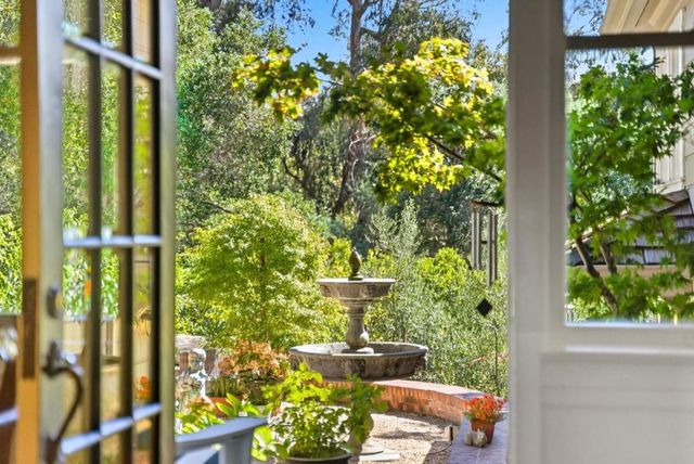 120 Oak Meadow Drive, Los Gatos, CA 95032