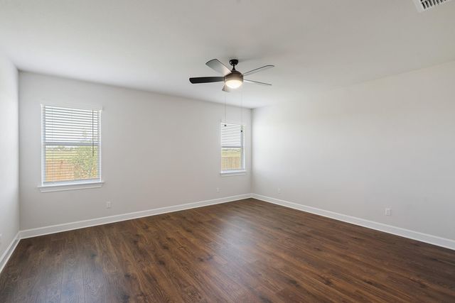 517 West Luna Blue LN, Jarrell, TX 76537
