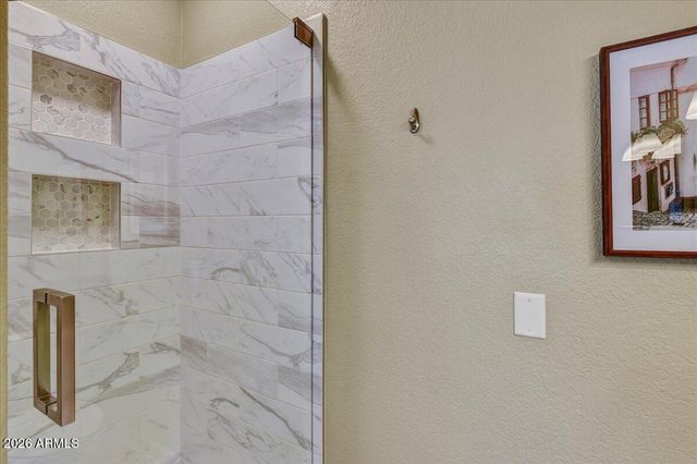 4455 E PARADISE VILLAGE Parkway S 1059, Phoenix, AZ 85032