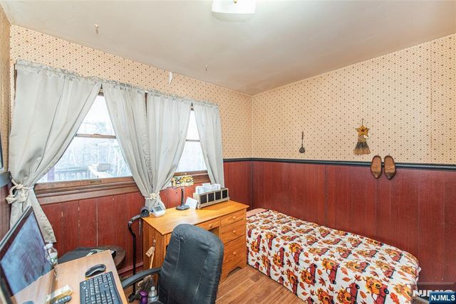 49 Skyline Lake Drive, Ringwood, NJ 07456