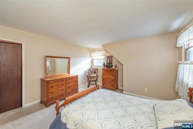 49 Skyline Lake Drive, Ringwood, NJ 07456