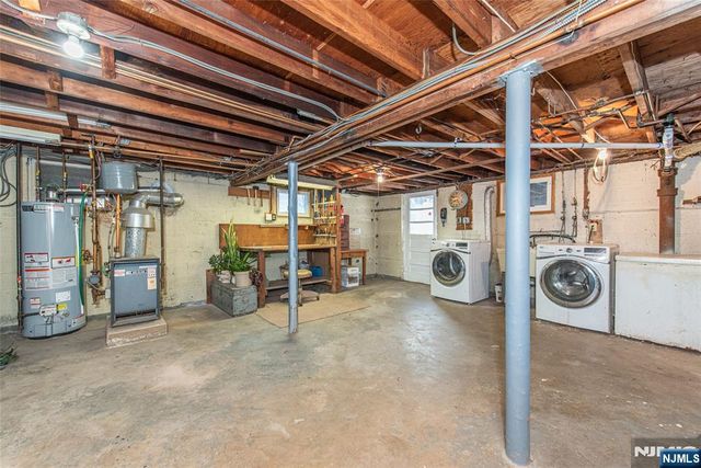 49 Skyline Lake Drive, Ringwood, NJ 07456