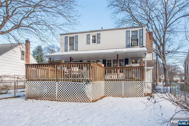 49 Skyline Lake Drive, Ringwood, NJ 07456