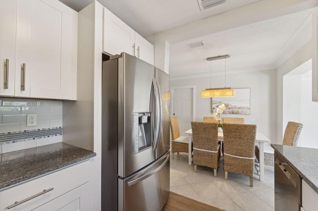 2691 NE 18th Street, Pompano Beach, FL 33062