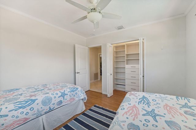 2691 NE 18th Street, Pompano Beach, FL 33062