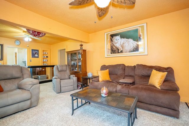 201 E 13th Street N, Newton, IA 50208