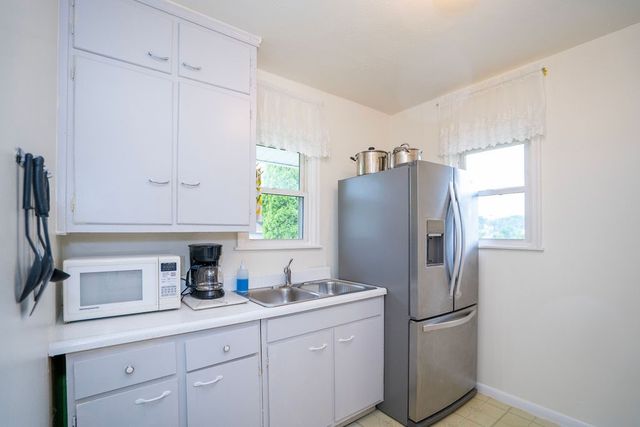 201 E 13th Street N, Newton, IA 50208