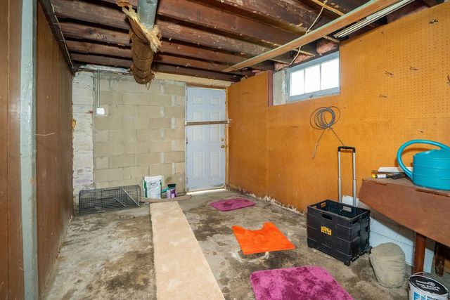 201 E 13th Street N, Newton, IA 50208