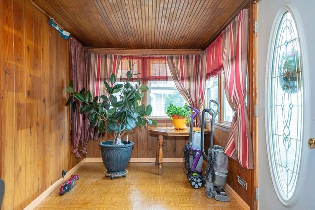 201 E 13th Street N, Newton, IA 50208