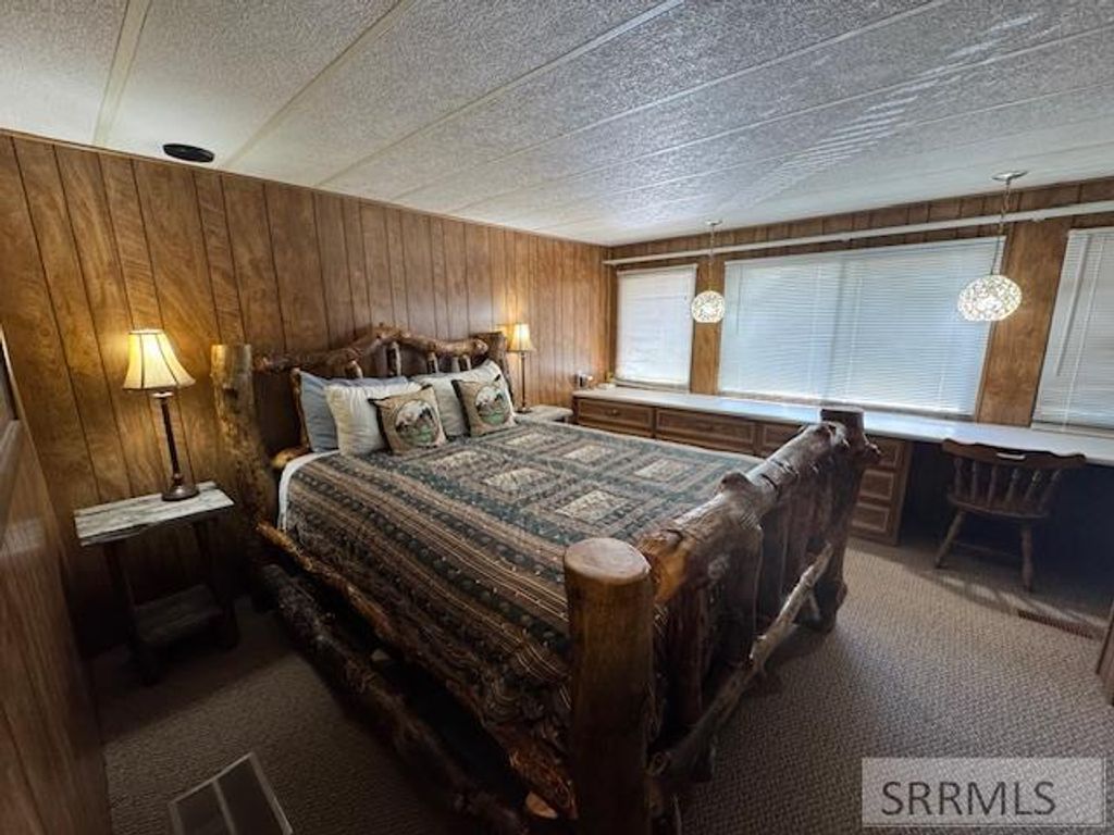 Image 22 of property listing at 4069 Yale Creek Road, Island Park, ID 83429