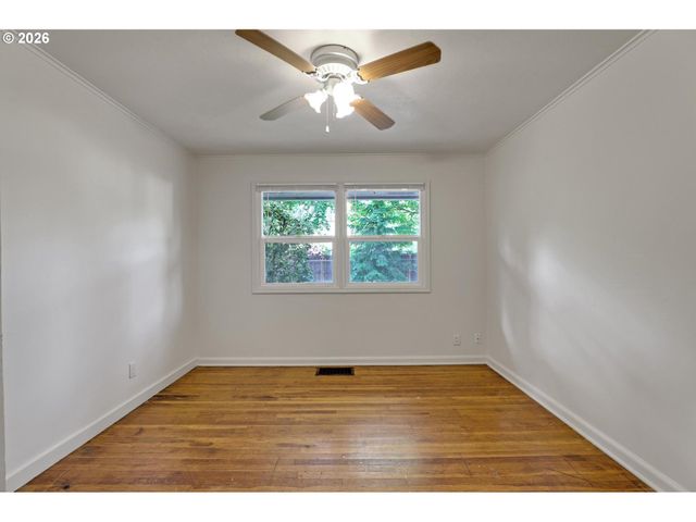 11720 Sw 11TH St, Beaverton, OR 97005