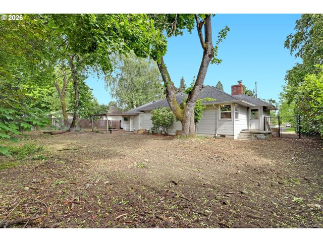 11720 Sw 11TH St, Beaverton, OR 97005