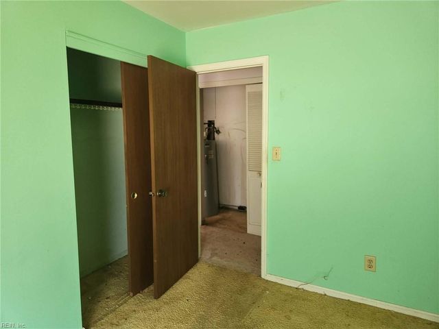 9113 George Wash Memorial HWY, Gloucester, VA 23061