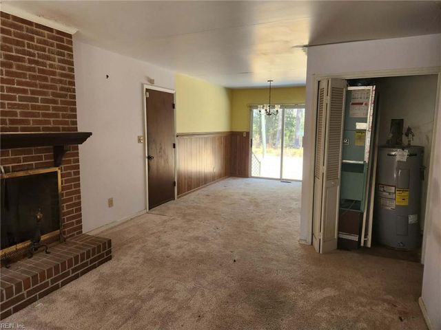 9113 George Wash Memorial HWY, Gloucester, VA 23061