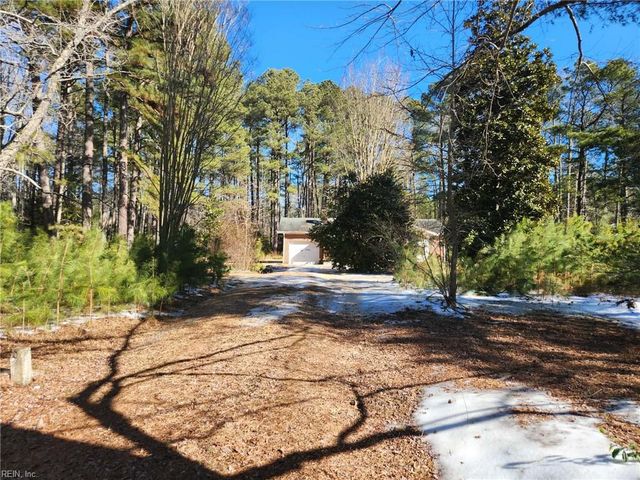 9113 George Wash Memorial HWY, Gloucester, VA 23061