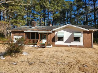 9113 George Wash Memorial HWY, Gloucester, VA 23061