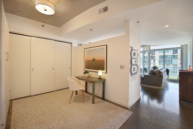 600 12th Ave S Apt 1706, Nashville, TN 37203