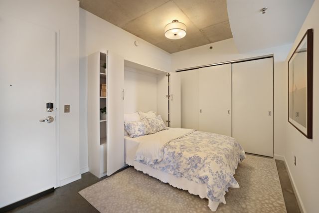600 12th Ave S Apt 1706, Nashville, TN 37203