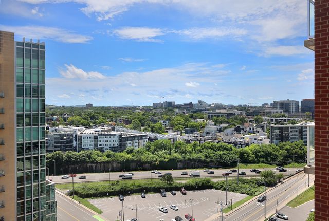 600 12th Ave S Apt 1706, Nashville, TN 37203