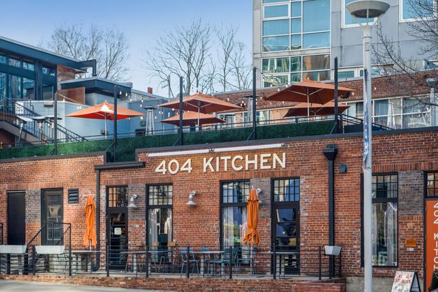 600 12th Ave S Apt 1706, Nashville, TN 37203