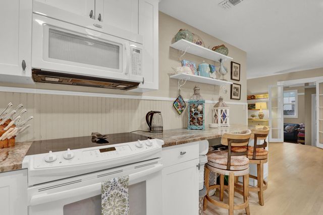 176 E 24th Street, Riviera Beach, FL 33404