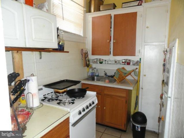 1601 RETREAT ST, Baltimore, MD 21217