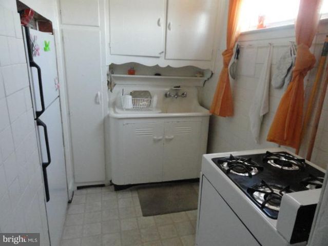 1601 RETREAT ST, Baltimore, MD 21217