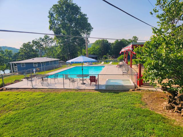 98 Holiday Hideaway Court 1 & 2, Kimberling City, MO 65686