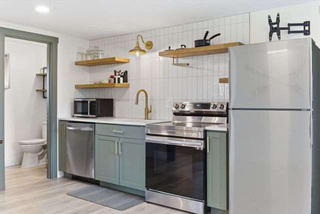 98 Holiday Hideaway Court 1 & 2, Kimberling City, MO 65686