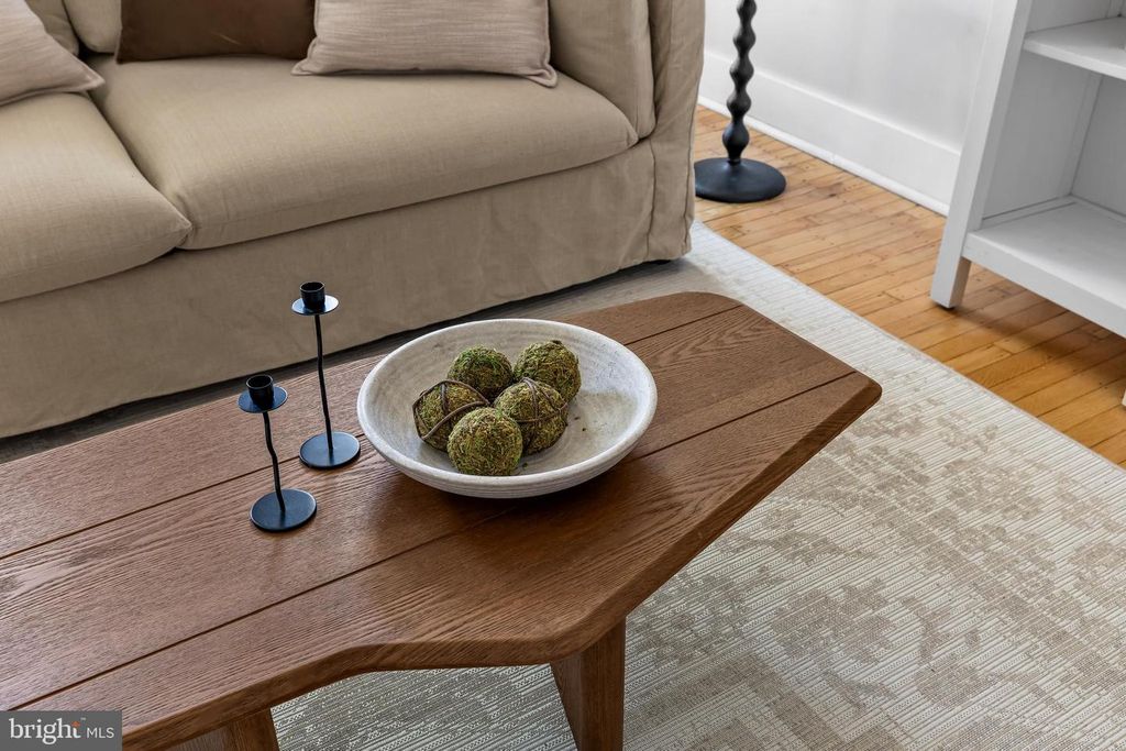 Image 13 of property listing at 2500 BROOKFIELD AVE, Baltimore, MD 21217