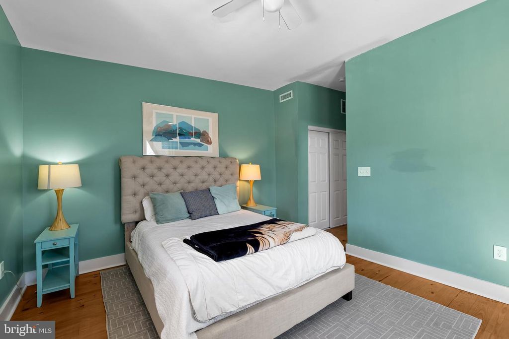 Image 40 of property listing at 2500 BROOKFIELD AVE, Baltimore, MD 21217