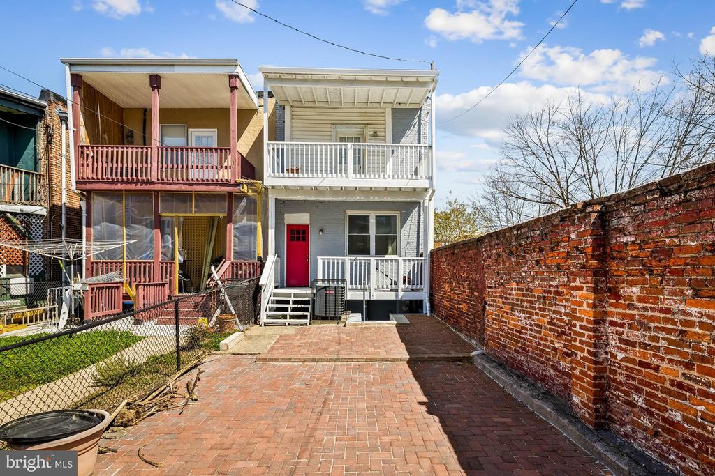 Image 44 of property listing at 2500 BROOKFIELD AVE, Baltimore, MD 21217