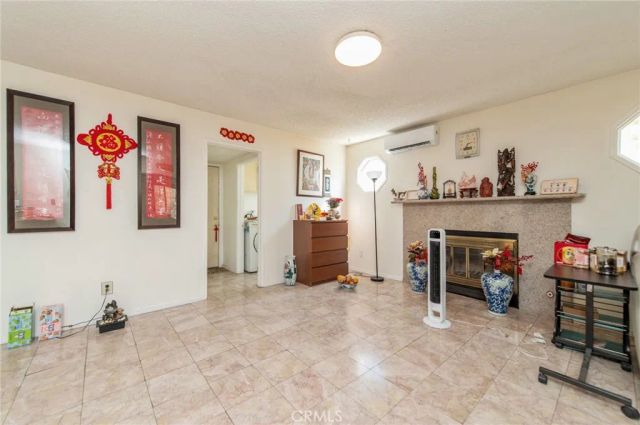 7740 Sewell, Fontana, CA 92336