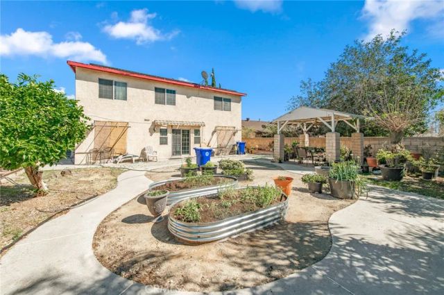 7740 Sewell, Fontana, CA 92336