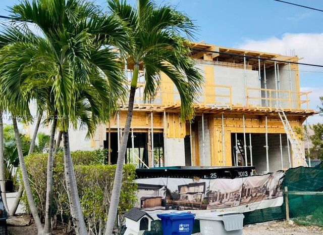 2377 SE 15th Street, Pompano Beach, FL 33062
