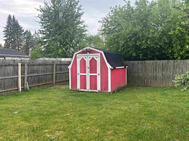 2222 Nebraska Avenue, Saginaw, MI 48601