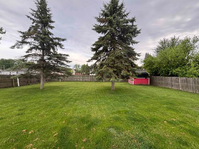 2222 Nebraska Avenue, Saginaw, MI 48601