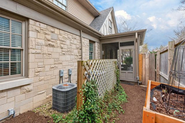 412 Ridgeway Road, Lexington, KY 40502