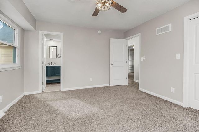 6912 N Madison Avenue, Kansas City, MO 64118