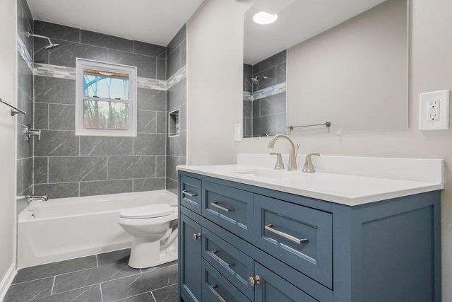 6912 N Madison Avenue, Kansas City, MO 64118