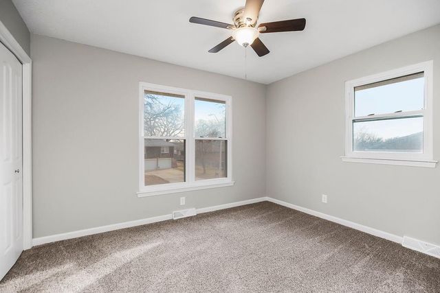 6912 N Madison Avenue, Kansas City, MO 64118