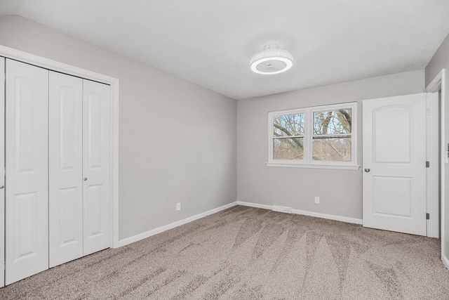 6912 N Madison Avenue, Kansas City, MO 64118