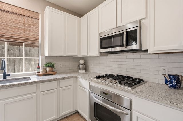 9113 Chardin Park Drive, Fort Worth, TX 76244