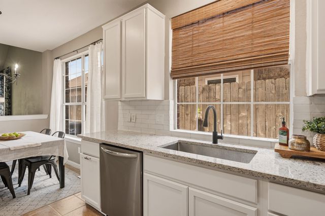 9113 Chardin Park Drive, Fort Worth, TX 76244